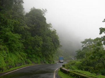 Beautiful 2 Days Amba Ghat with Pune Tour Package