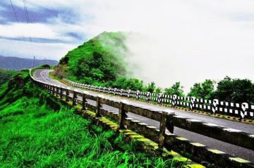 Heart-warming 4 Days Shillong, Cherrapunji with Guwahati Vacation Package