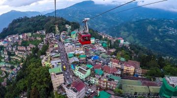 Amazing 5 Days 4 Nights Gangtok, Darjeeling with Bagdogra Vacation Package
