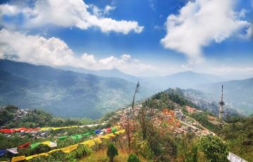 Amazing 5 Days 4 Nights Gangtok, Darjeeling with Bagdogra Vacation Package