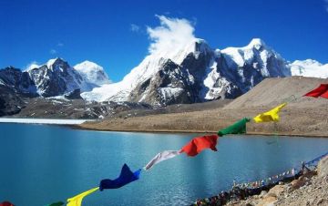 Pleasurable 5 Days Gangtok, Lachen, Lachung with Bagdogra Holiday Package