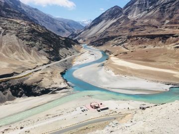 Beautiful Leh-pangong-leh Tour Package from Leh