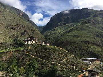 Memorable 5 Days Thinphu and Paro Tour Package