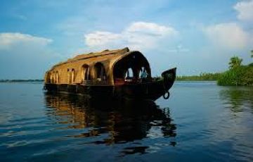 Pleasurable 6 Days Cochin, Munnar, Thekkady and Alleppey Tour Package