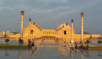 Memorable 2 Days 1 Night Lucknow Trip Package