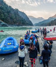 Ecstatic 5 Days 4 Nights Rishikesh, Auli, Haridwar and Delhi Tour Package