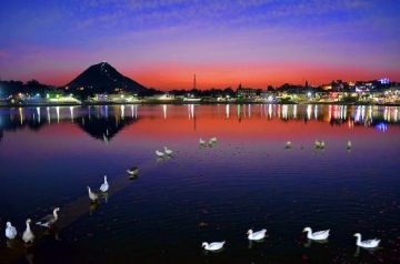4 Days 3 Nights Udaipur with Jaipur Vacation Package