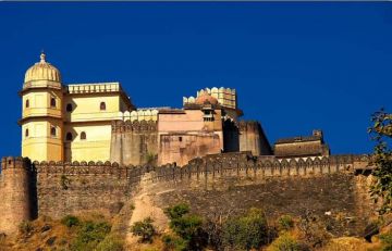 4 Days 3 Nights Udaipur with Jaipur Vacation Package