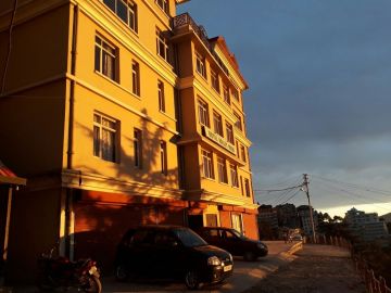 Magical 2 Days Shimla with Delhi Vacation Package