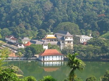 Family Getaway 6 Days 5 Nights Colombo, Nuwara Eliya, Bentota with Gallebentota Holiday Package