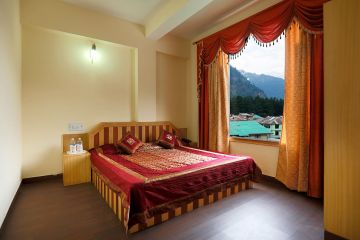 Heart-warming 4 Days 3 Nights Katra Vacation Package
