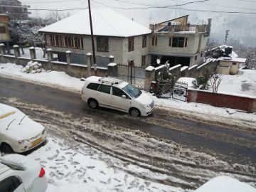 Experience 4 Days Delhi to Shimla Trip Package