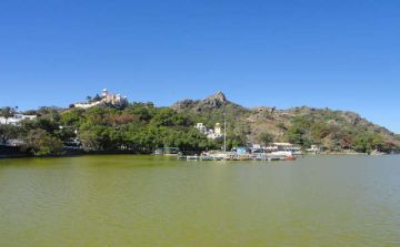 Experience Mount Abu Tour Package for 3 Days