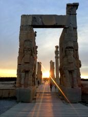 Shiraz Tour Package from Kashan, Iran