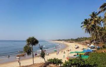 Experience 5 Days Delhi to Goa Holiday Package