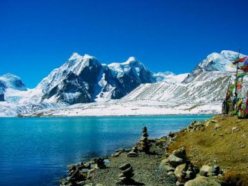 New Jalpaiguri, Lachen, Lachung with Gangtok Tour Package for 5 Days from New Jalpaiguri