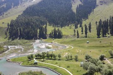 Family Getaway 5 Days Pahalgam Vacation Package