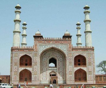 Heart-warming 5 Days Delhi, Delhi Sightseeing, Agra and Jaipur Trip Package