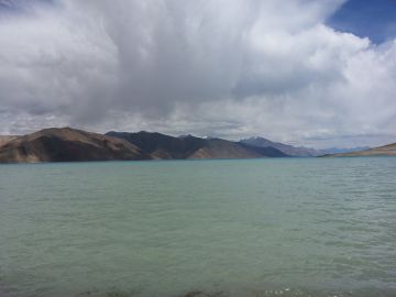 Family Getaway 6 Days Leh to Nubra Tour Package