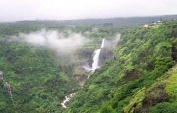Memorable 4 Days Mahabaleshwar Sightseeing Trip Package
