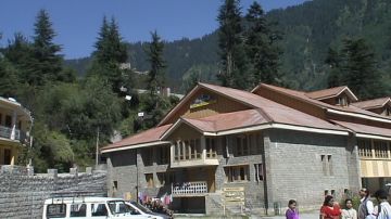 Beautiful 5 Days Manali To Delhi Chandigarh to Manali Trip Package