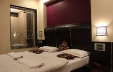 Ecstatic 2 Days Mahabaleshwar Tour Package by Travel Dhamaal Holidays and Tours