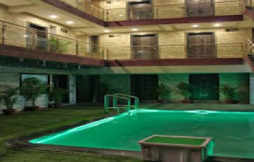 Ecstatic 2 Days Mahabaleshwar Tour Package by Travel Dhamaal Holidays and Tours