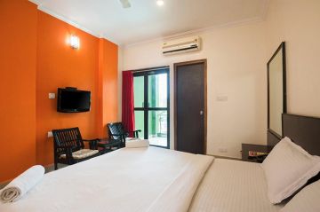 Best 2 Days 1 Night North Goa Beaches Tour Package