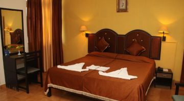 Goa Tour Package for 2 Days from North Goa Beaches