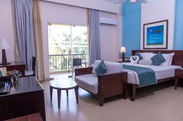 Ecstatic 2 Days North Goa Beaches to Goa Tour Package