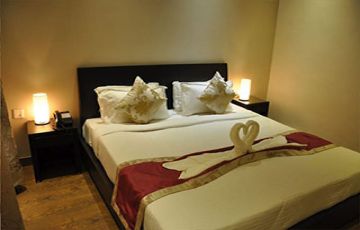 Pleasurable Goa Tour Package for 2 Days from North Goa Beaches