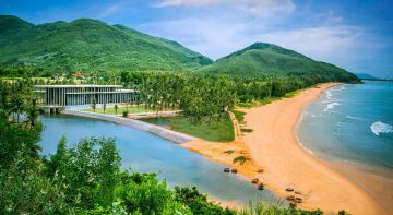 Memorable 14 Days Saigon Arrival, Saigon Ben Tre and Ben Tre Cho Lach Tra Vinh Holiday Package