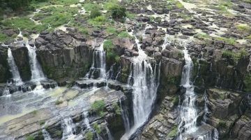 Memorable 14 Days Saigon Arrival, Saigon Ben Tre and Ben Tre Cho Lach Tra Vinh Holiday Package