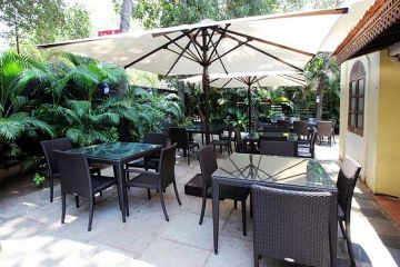 Ecstatic 2 Days Goa and North Goa Beaches Tour Package