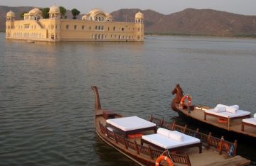 5 Days 4 Nights New Delhi, Agra, Ranthambore and Jaipur Trip Package