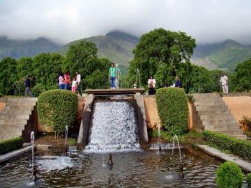 Amazing Srinagar Tour Package for 3 Days 2 Nights