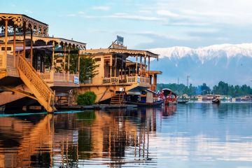 Memorable 5 Days Srinagar, Gulmarg with Pahalgam Tour Package