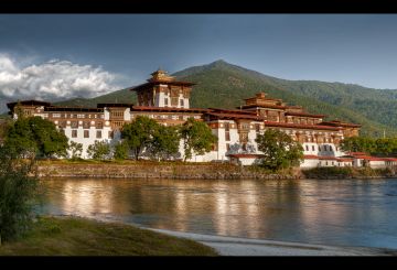 8 Days Paro Airport to Punakhawangdue Paro Trip Package