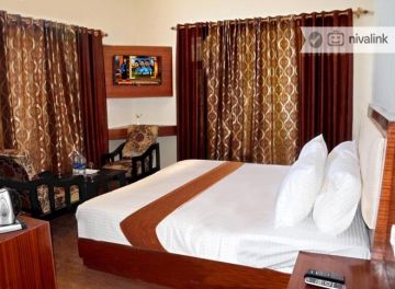 Heart-warming 4 Days Manali- Kullu-manikaran- Manali Tour Package