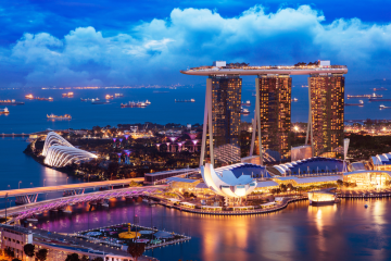 Experience 8 Days Delhi to Sinagapore Vacation Package