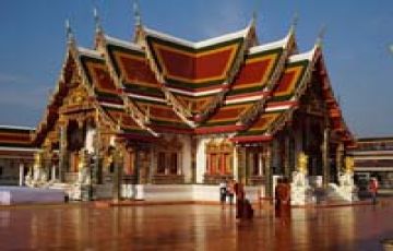 Experience 5 Days Bangakok to Bangkok Tour Package