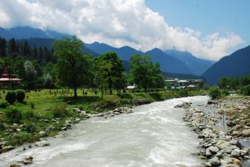 Beautiful 8 Days 7 Nights Pahalgam Vacation Package