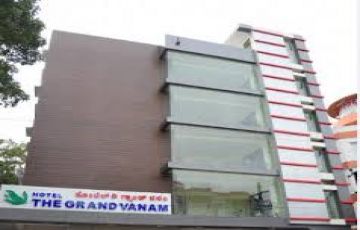 Family Getaway 2 Days 1 Night Mysore and Waynad Holiday Package