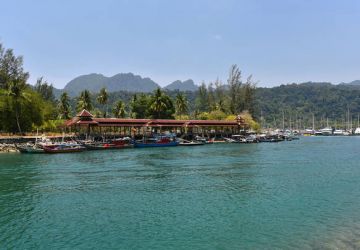 Heart-warming 5 Days 4 Nights Kuala Lumpur and Langkawi Trip Package