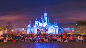 6 Days 5 Nights Arrival In Hong Kong Half-day Premium City Excursion Tour Package