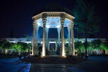 Experience 10 Days 9 Nights Kashan Holiday Package