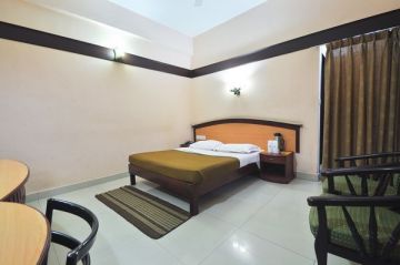 Best 4 Days 3 Nights Cochin, Munnar with Alleppey Trip Package