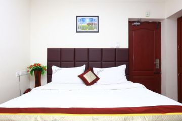 Best 4 Days 3 Nights Cochin, Munnar with Alleppey Trip Package