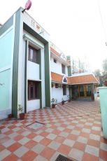 Best 4 Days 3 Nights Cochin, Munnar with Alleppey Trip Package