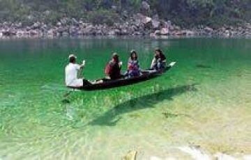 Heart-warming 4 Days Guwahati-shillong, Dawki - Mawlynnong, Nongrihat Trekking with Cherrapunji - Guwahati Trip Package
